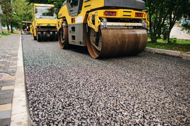 Best Driveway Paving Contractor  in Inverness, IL
